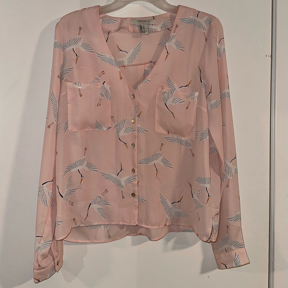 ✨Forever 21 Contemporary Pink Crane Blouse✨